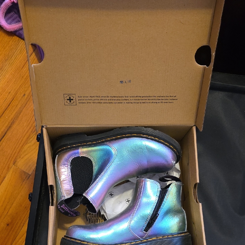 Dr. Martens Kids Iridescent Boots